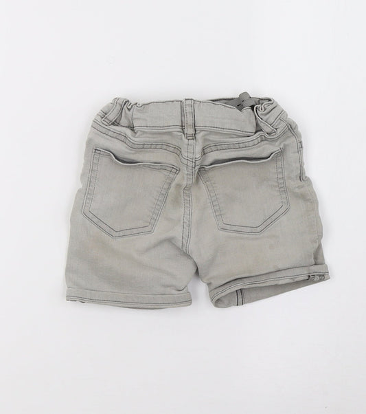 Primark Girls Grey  Denim Sweat Shorts Size 2-3 Years