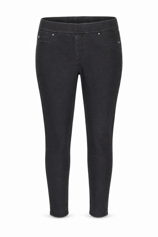 Front view of Denim & Co. women’s black denim jegging jeans, size UK 41, in, 28-inch leg