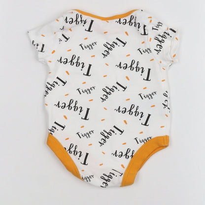dinsey Baby White   Babygrow One-Piece Size 0-3 Months