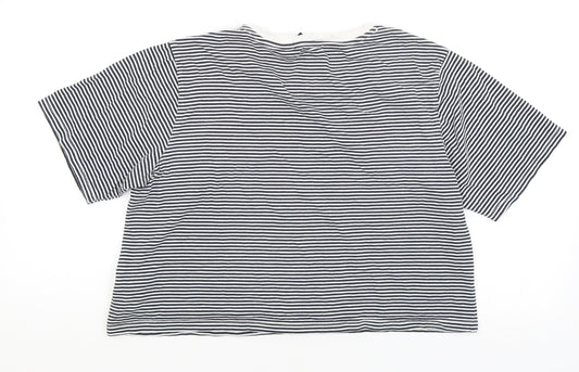 FOREVER 21 Womens Black Striped  Cropped T-Shirt Size S