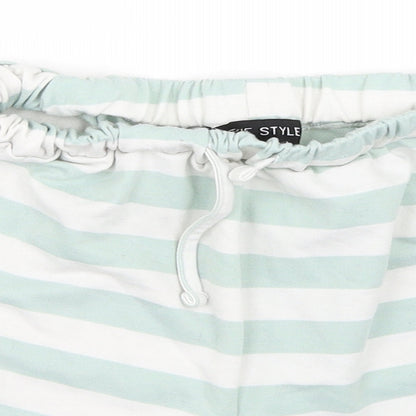 In the Style Womens Green Striped  Hot Pants Shorts Size 12