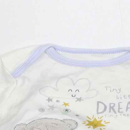 Me To You Baby White   Basic T-Shirt Size 3-6 Months