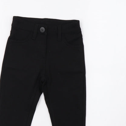 Preworn Girls Black   Pedal Pusher Trousers Size 4-5 Years