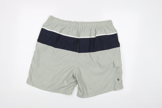 Authentic Mens Green   Cargo Shorts Size L - Elastic Waist Band