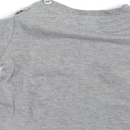 Preworn Boys Grey   Basic T-Shirt Size 12 Months  - Royal Baby