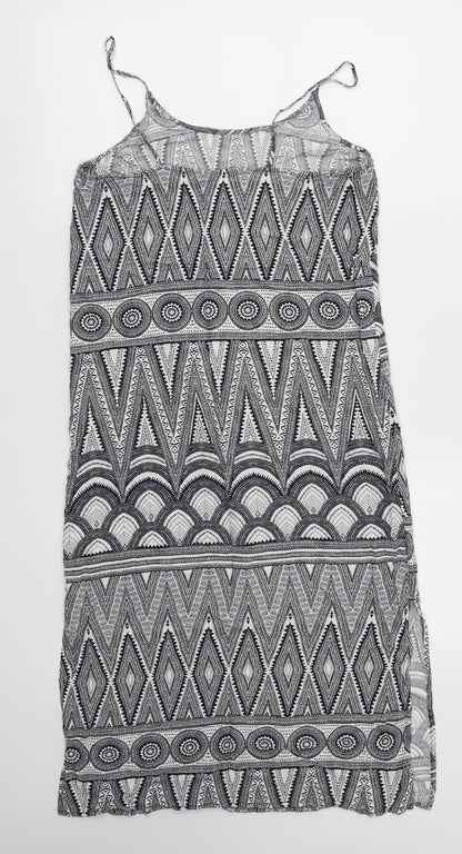 H&M Womens Black Geometric  Fit & Flare  Size 4