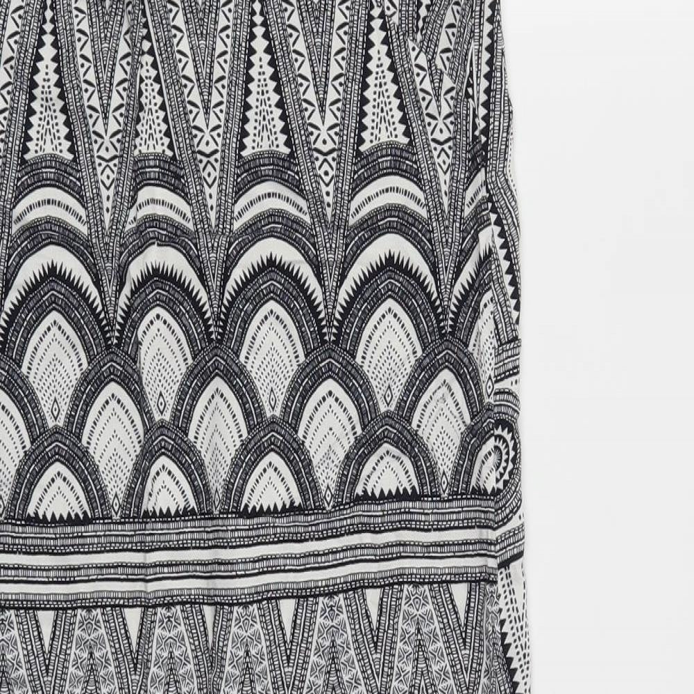 H&M Womens Black Geometric  Fit & Flare  Size 4