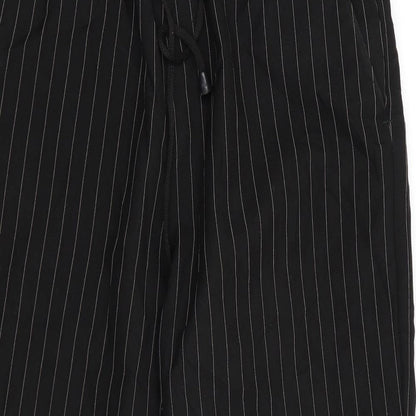 Womens UK Size M Boohoo Regular Fit Cropped Black Trousers