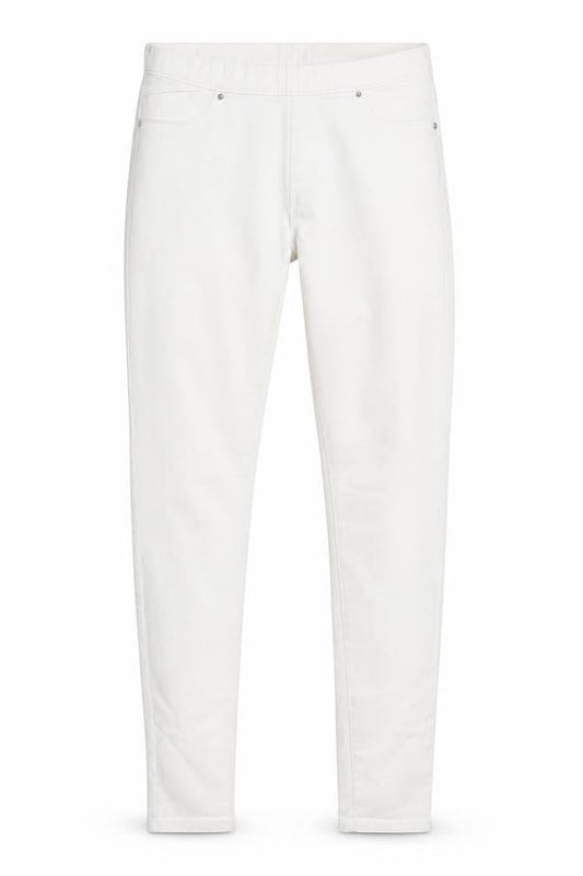 Front view of Denim Co. women’s white denim jegging jeans, size UK 6, 29-inch leg