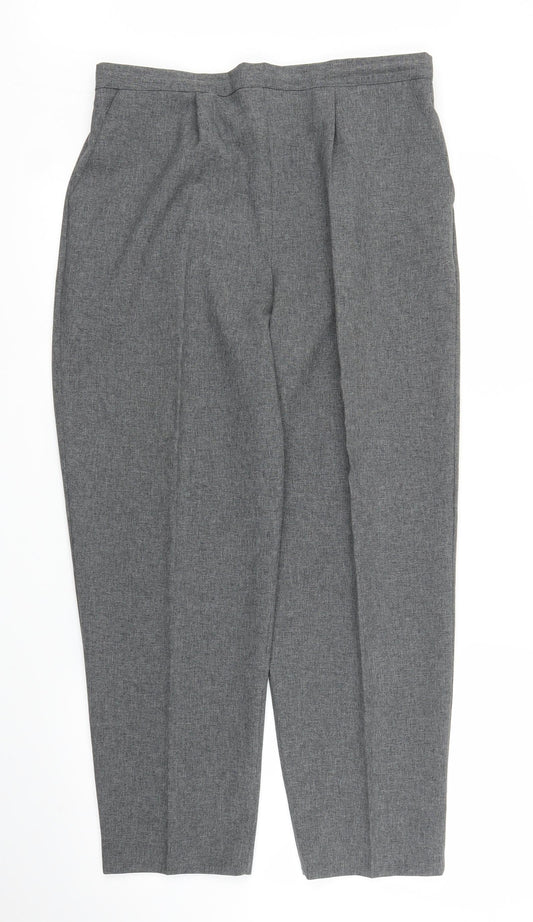 Classics Womens Grey   Trousers  Size 18 L27 in
