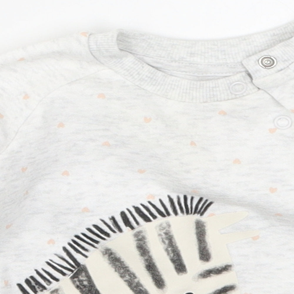 Primark Girls Grey   Basic T-Shirt Size 3-6 Months  - Zebra