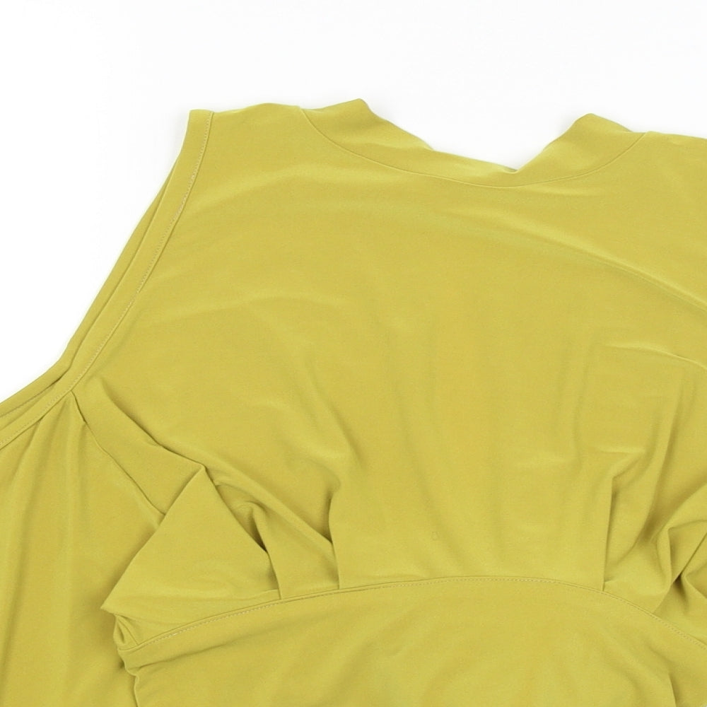 Endelle Womens Green   Cropped T-Shirt Size 8