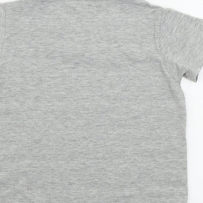 Preworn  Boys Grey   Basic T-Shirt Size M