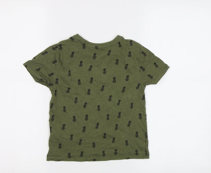 Primark Girls Green   Basic T-Shirt Size 4-5 Years  - Pineapple Print