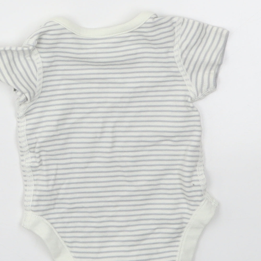 M&S Baby Grey Animal Print  Babygrow One-Piece Size 0-3 Months