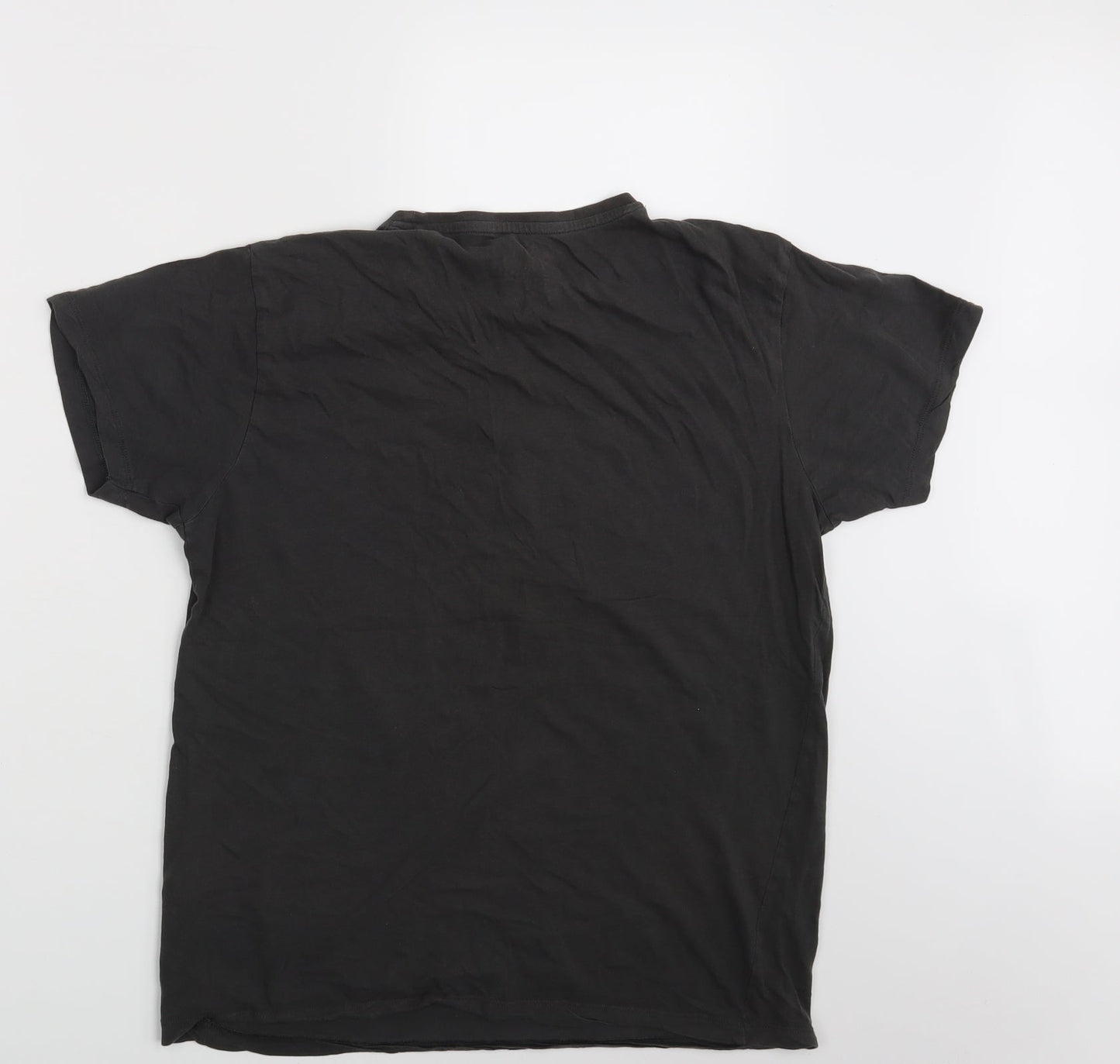 Mens UK Size M Cedar Wood State Black  T-Shirt
