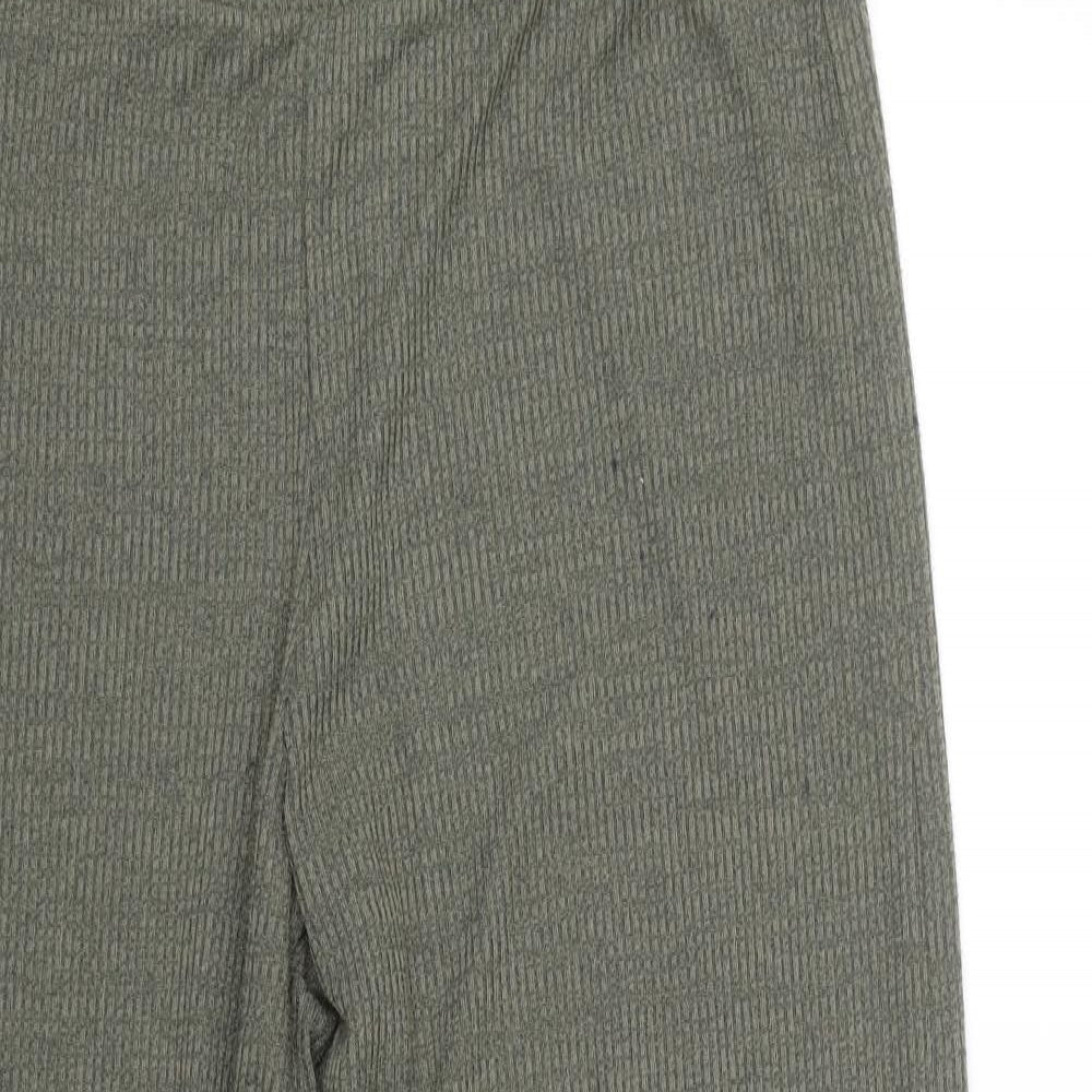 Womens UK Size 14 Matalan Regular Fit Capri Green Trousers