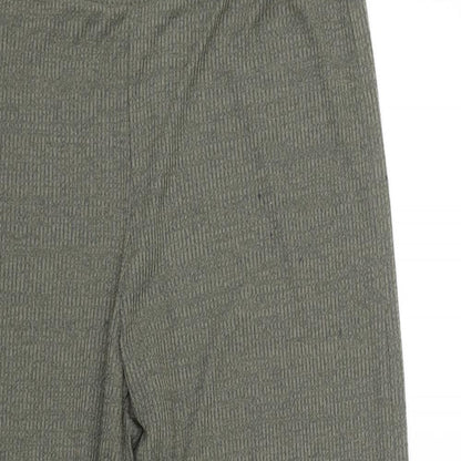 Womens UK Size 14 Matalan Regular Fit Capri Green Trousers