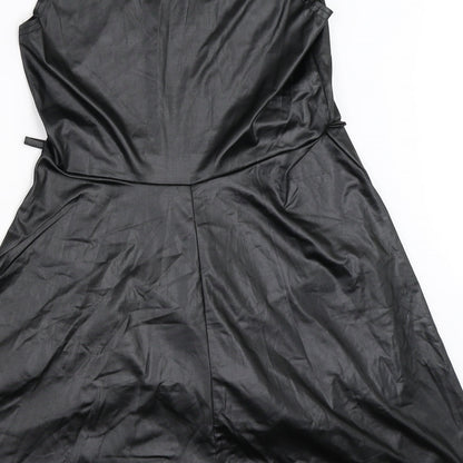 Preworn Womens Black   Skater Dress  Size S