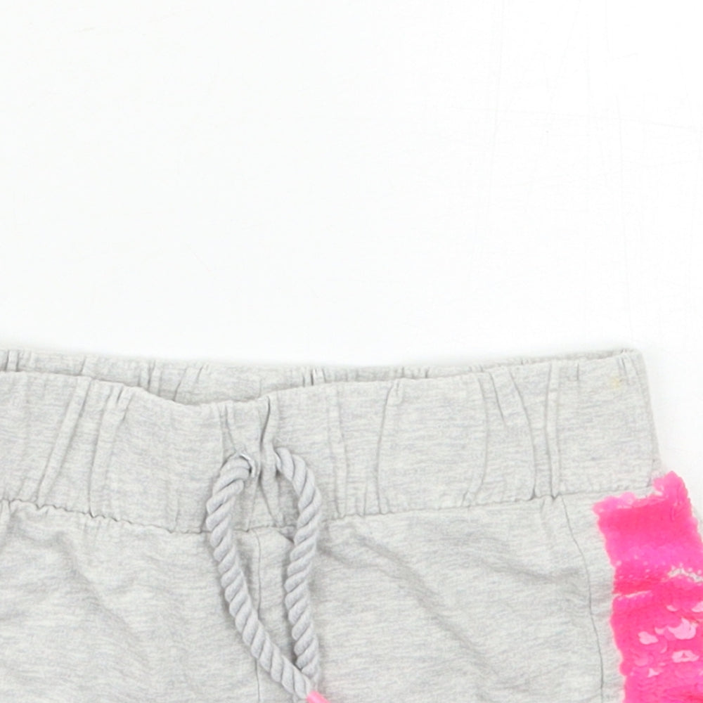 F&F Girls Grey   Hot Pants Shorts Size 6-7 Years