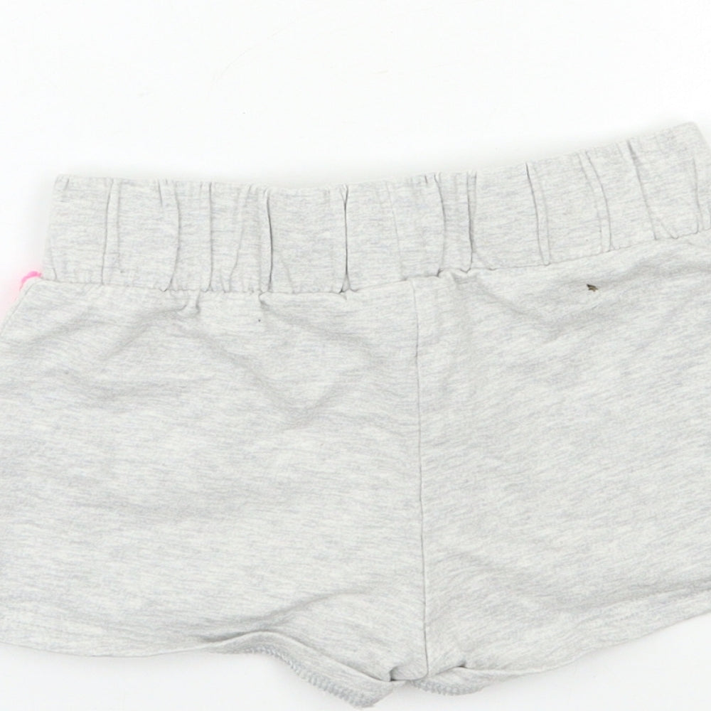 F&F Girls Grey   Hot Pants Shorts Size 6-7 Years