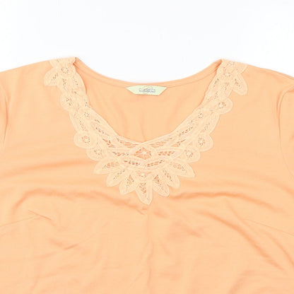 Classics Womens Orange   Basic T-Shirt Size 16