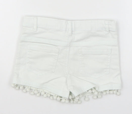 Denim Co Girls White  Denim Cut-Off Shorts Size 5-6 Years - Pom Pom