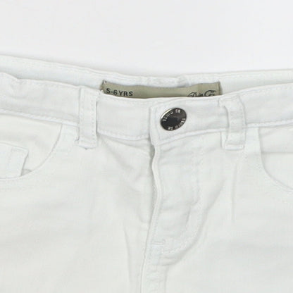 Denim Co Girls White  Denim Cut-Off Shorts Size 5-6 Years - Pom Pom