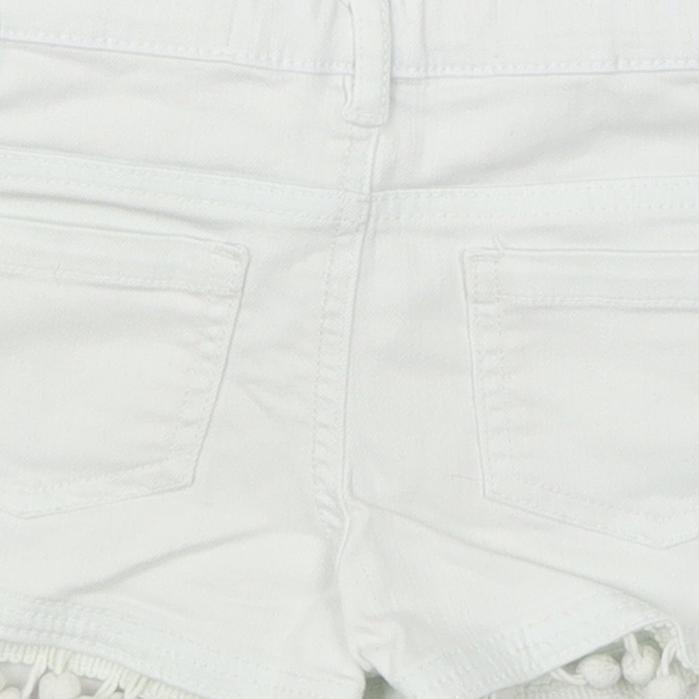 Denim Co Girls White  Denim Cut-Off Shorts Size 5-6 Years - Pom Pom