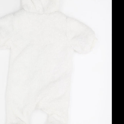 F&F Baby White   Babygrow One-Piece Size 0-3 Months