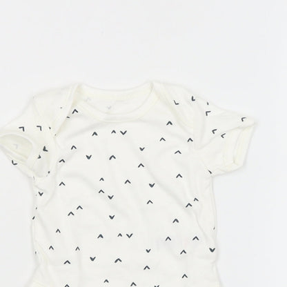 George Baby White   Babygrow One-Piece Size 3-6 Months