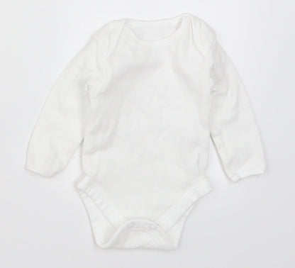 George Baby White   Babygrow One-Piece Size 0-3 Months