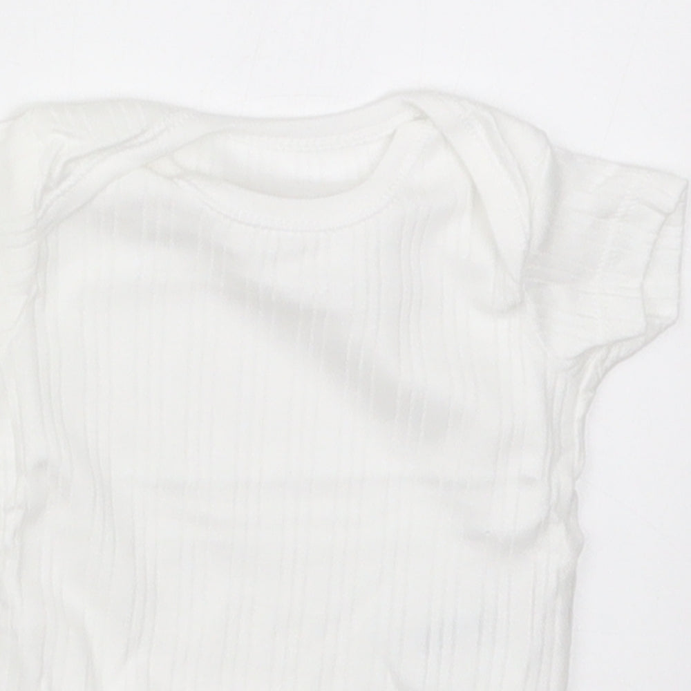 Nutmeg Baby White Striped  Babygrow One-Piece Size Newborn