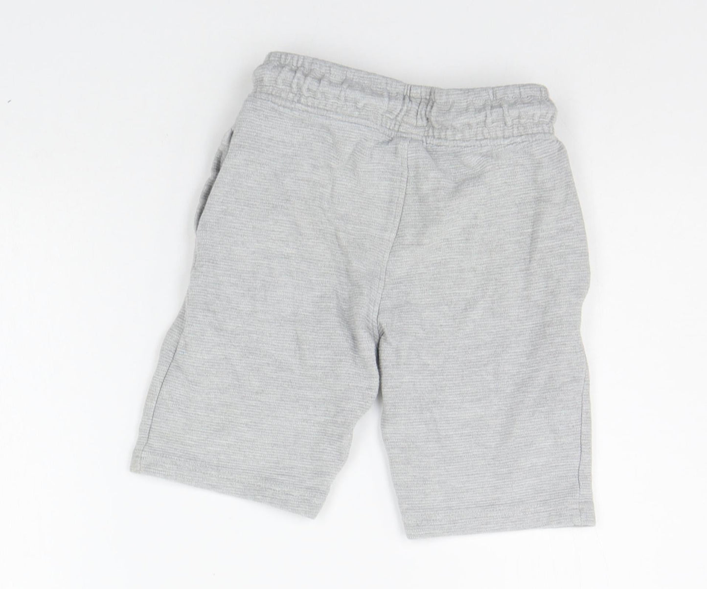 TU Boys Grey   Chino Shorts Size 6 Years