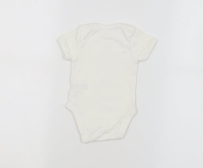 F&F Baby White   Babygrow One-Piece Size 0-3 Months