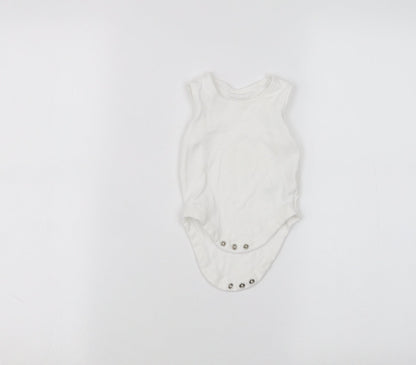 Nutmeg Baby White   Babygrow One-Piece Size 3-6 Months