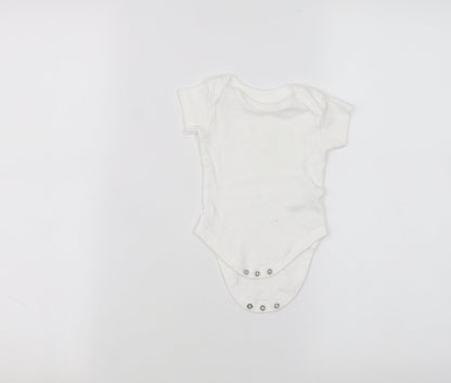 Nutmeg Baby White   Babygrow One-Piece Size 0-3 Months