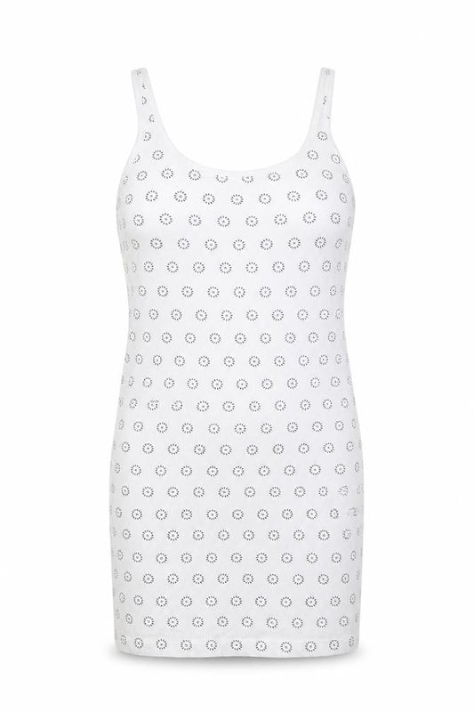 Front view of Atmosphere women’s white geometric basic t-shirt, size UK 6