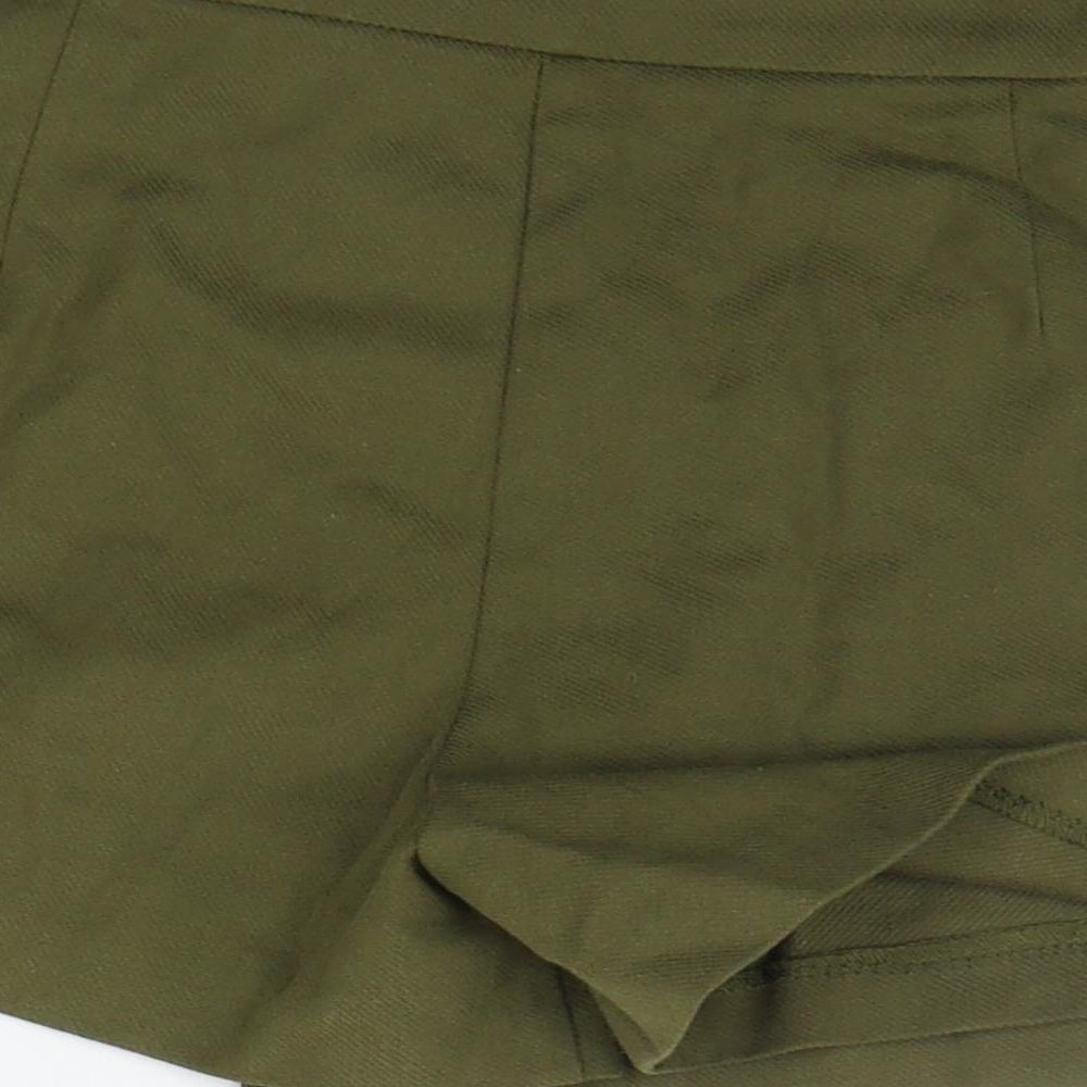 Stradivarius  Womens Green   Sweat Shorts Size 8