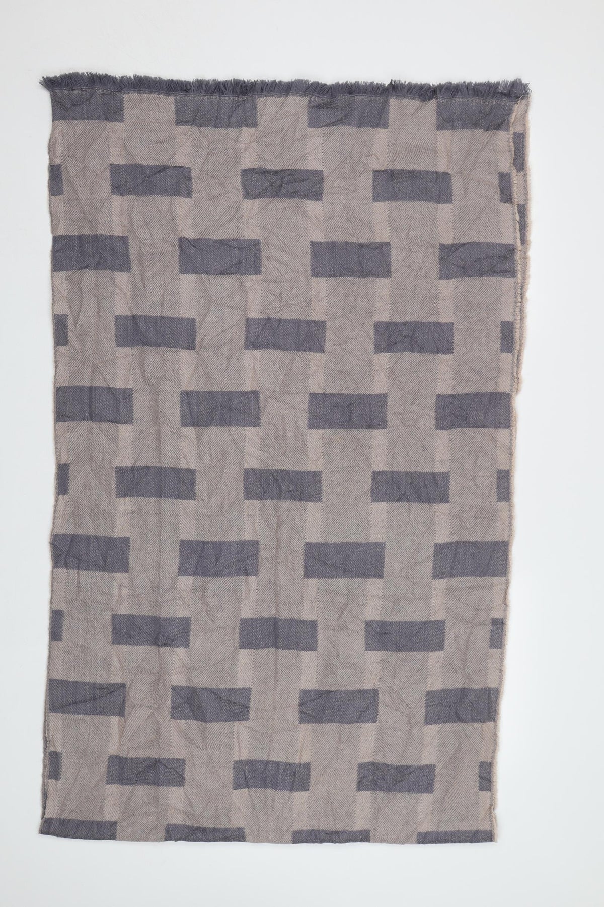 Preworn Womens Beige Geometric   Shawl/Wrap