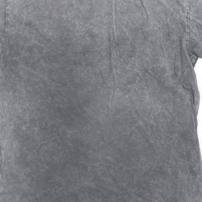 Mens UK Size S Cedar Wood State Grey  T-Shirt