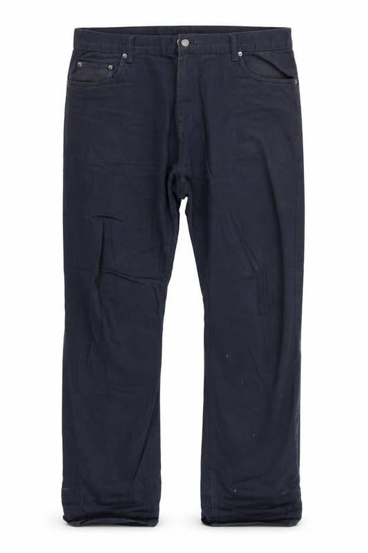 Front view of Denim & Co. men’s blue straight jeans, size 32, 27-inch leg