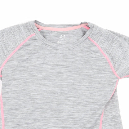 H&M Girls Grey   Basic T-Shirt Size 7-8 Years