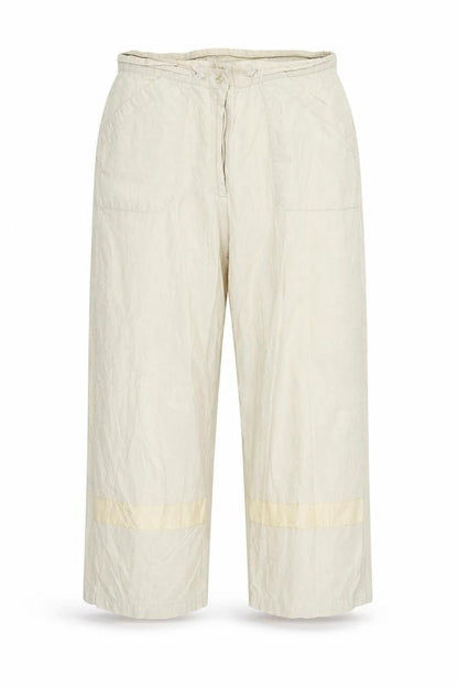 Womens UK Size 32 in Preworn Regular Fit Cropped Beige Trousers