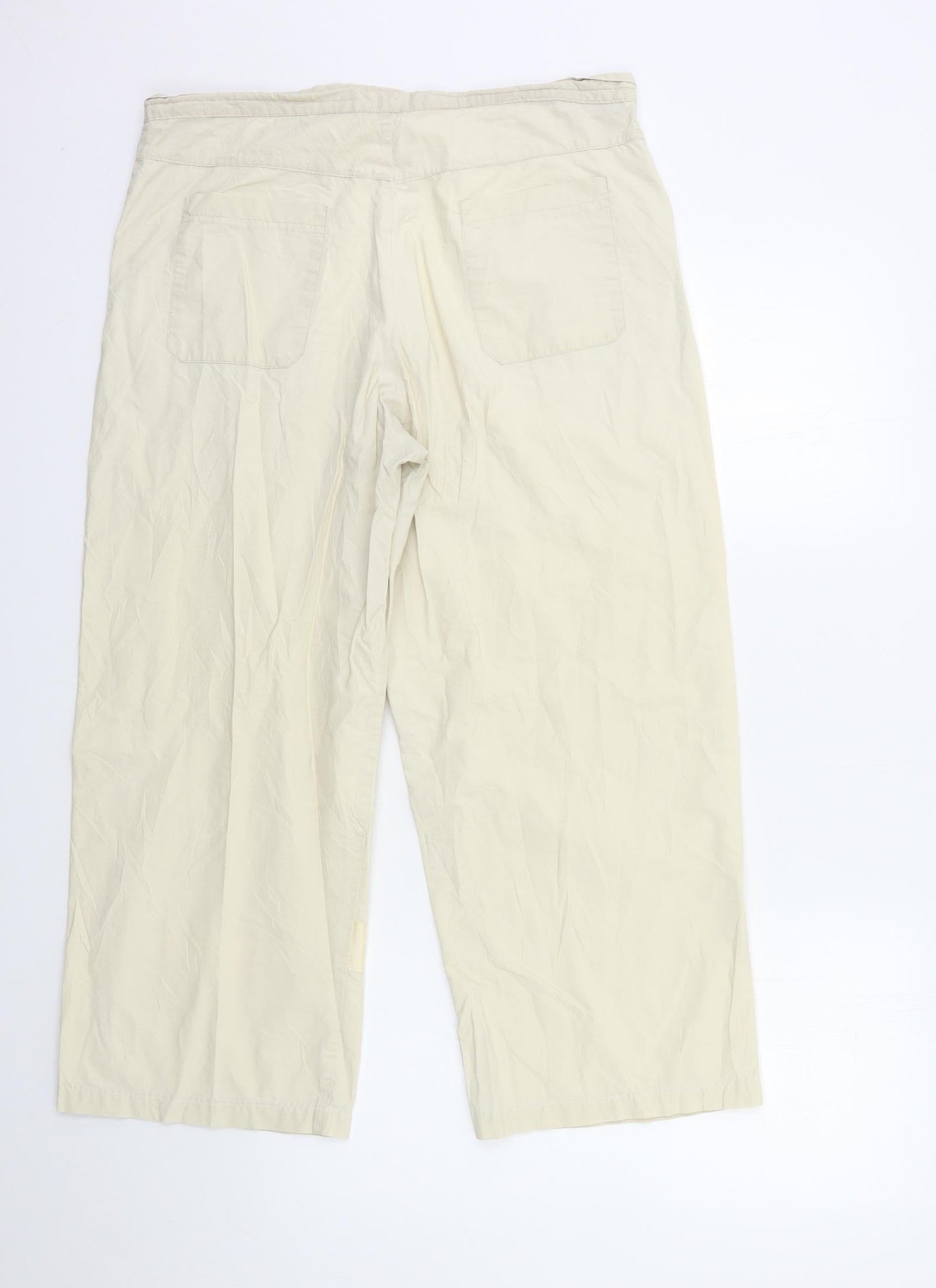 Womens UK Size 32 in Preworn Regular Fit Cropped Beige Trousers