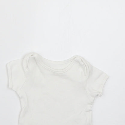 George Baby White   Babygrow One-Piece Size Newborn
