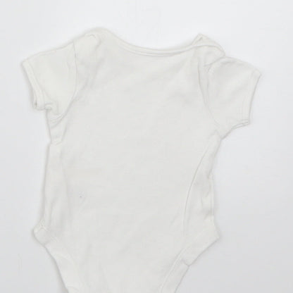 George Baby White   Babygrow One-Piece Size Newborn