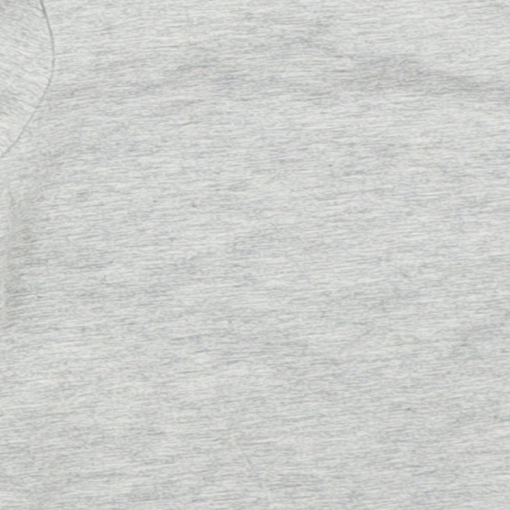 Gap Boys Grey   Basic T-Shirt Size 3-6 Months
