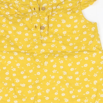Primark Boys Yellow   A-Line  Size 24 Months