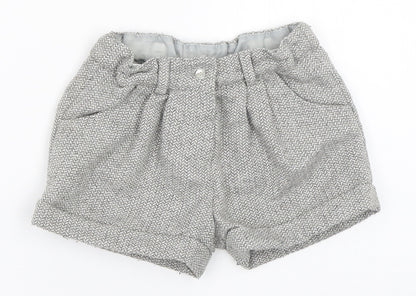 F&F Girls Grey   Hot Pants Shorts Size 4-5 Years